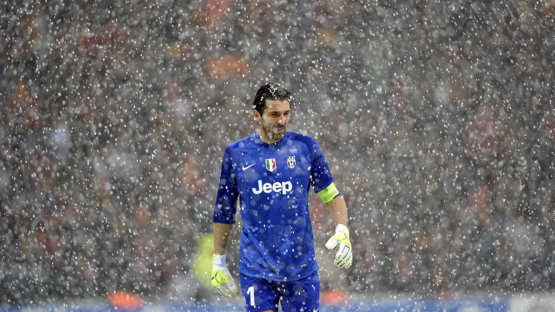 达里尔·基:凭借敏锐的判断力和强大的防守意识,他成为全黑队的防线堡垒