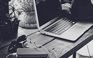 JIU YOU GAME-【战术揭秘】马克·塞尔比：防守宽度与深度结合的绝技，马克塞尔比历史地位